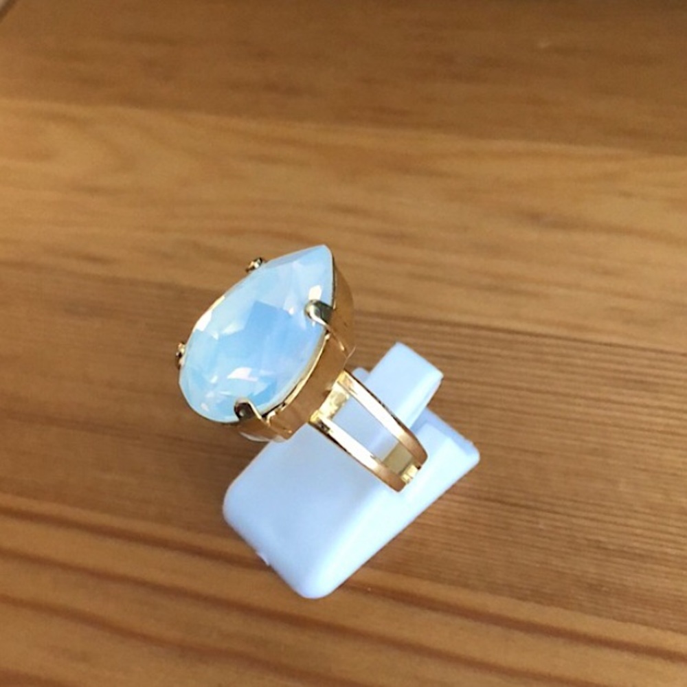 White Opal + Gold Pear Crystal Statement Ring - Picture 13 of 16